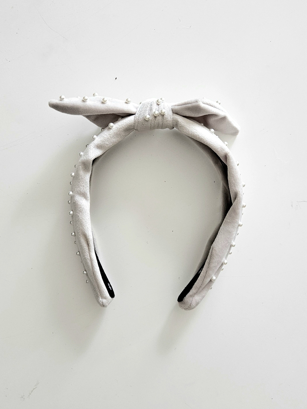NWOT Lele Sadoughi Pearly Velvet Knot Bow Ivory Headband
